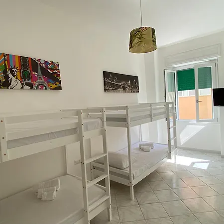 Pachira House Apartahotel